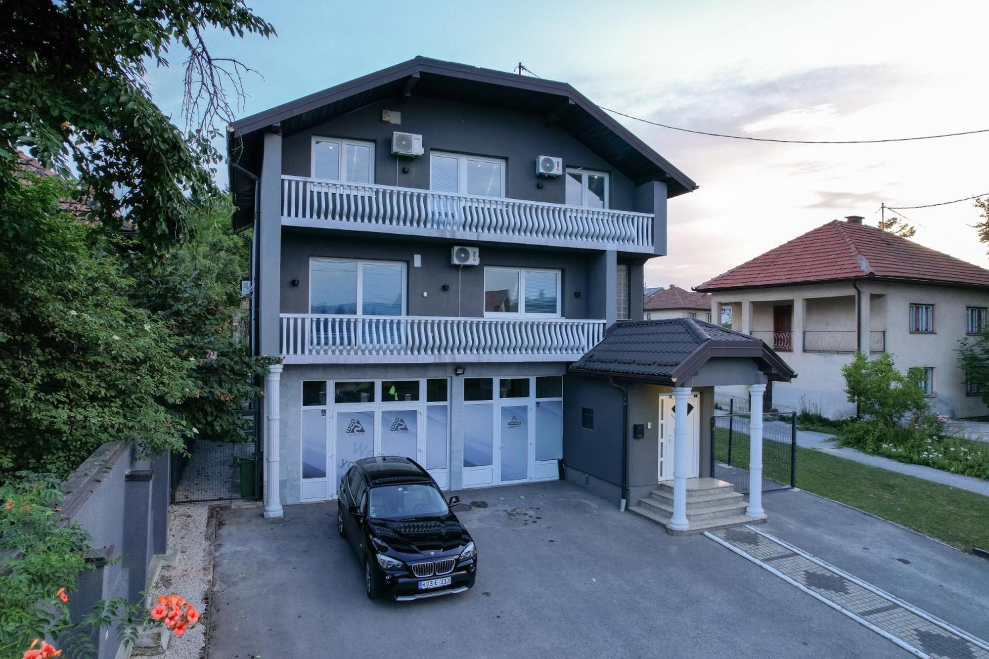 Evergreen Apartments Visoko Esterno foto