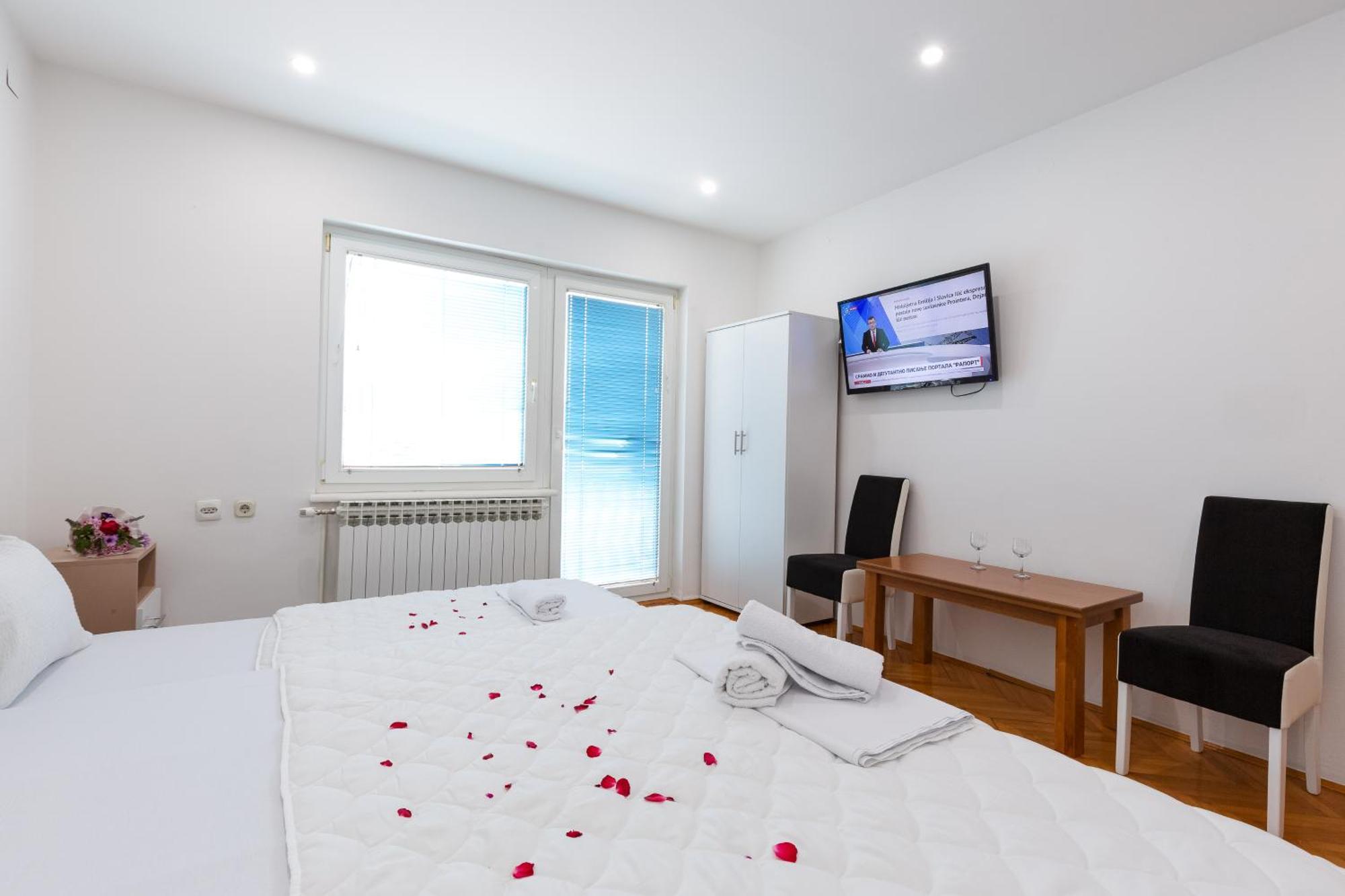 Evergreen Apartments Visoko Esterno foto